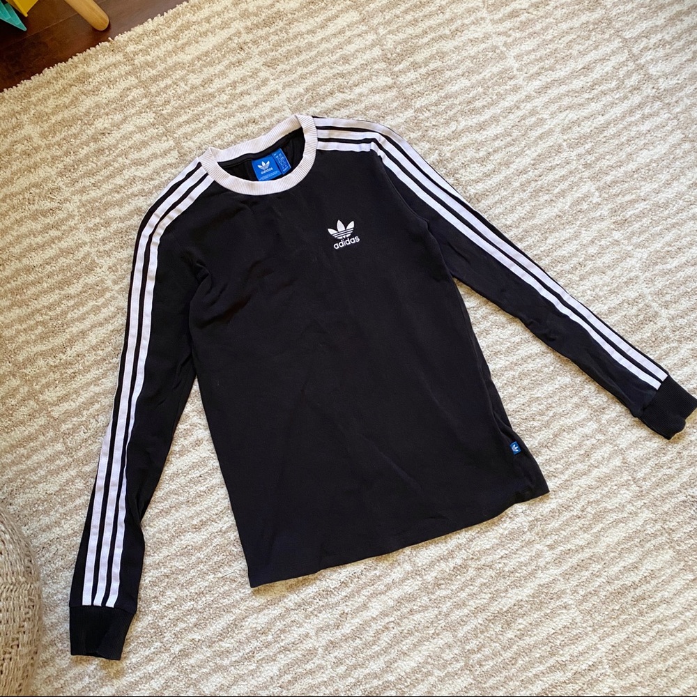 🎶Adidas trefoil long sleeve top